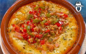 PROVOLONE CON PIMIENTOS Y BACON